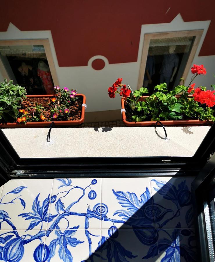 Charming Portuguese Style Apartment, For Rent "Vida A Portuguesa", "Amendoa Or Limao" Alojamento Local Portimao Bagian luar foto