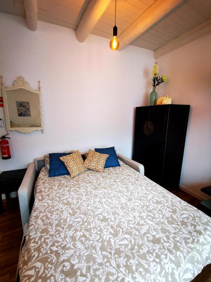 Charming Portuguese Style Apartment, For Rent "Vida A Portuguesa", "Amendoa Or Limao" Alojamento Local Portimao Bagian luar foto
