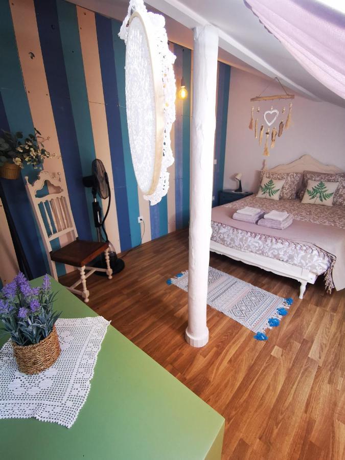 Charming Portuguese Style Apartment, For Rent "Vida A Portuguesa", "Amendoa Or Limao" Alojamento Local Portimao Bagian luar foto