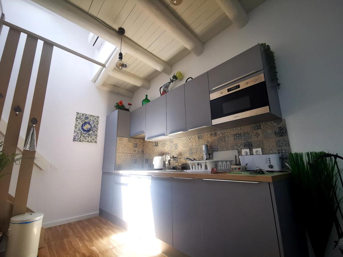 Charming Portuguese Style Apartment, For Rent "Vida A Portuguesa", "Amendoa Or Limao" Alojamento Local Portimao Bagian luar foto